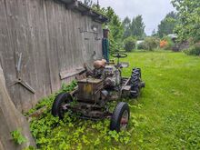 Müüa traktor