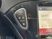 Opel Corsa 1,4 74kw 2016 JÄRELMAKS