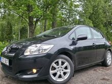 Toyota Auris 1.4VVT-i 71кВт, 2008, техосмотр до 07/2027 г.