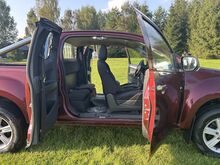 ISUZU D-MAX 2012