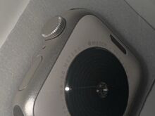 Apple Watch SE (Gen 2) 40mm Starlight