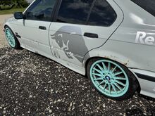BMW E36 318i 85кВт