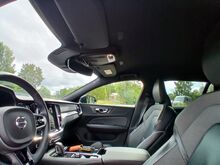 VOLVO V60 T6 AWD R-DESIGN RECHARGE AWD