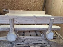 Бревенчатый садовый стол/скамейка со спинками