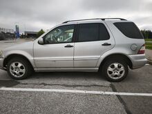 Mercedes-Benz ML270 120kw manuaal