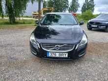 Volvo V60 MOMENTUM 2.0 D 120kW 2011A