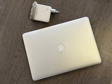 MacBook Pro 13,3