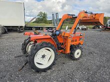Traktor KUBOTA L1-195 koos frontaallaaduriga