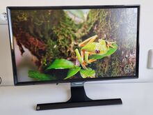 Samsung 24" LED 1920x1080 Monitor
