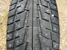 Audi valuveljed R20, naastrehvidega