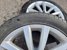 Оригинальные диски VW с летней резиной R17 5x112