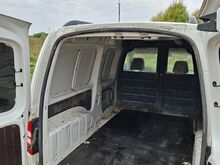 Nelik Volkswagen Caddy