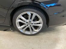 Volvo V60 R-Design 2.0 257 кВт AWD