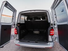 Volkswagen Caravelle, 9 kohta, automaat (rent)