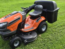 Murutraktor Husqvarna YTH22V46