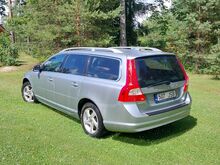 Volvo V70 Summum 2.4 D5 136kW