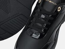 Tommy Hilfiger naiste tossud