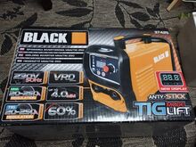 INVERTERKEEVITUSSEADE MMA/TIG 250A BLACK