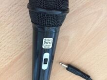 Uueväärne karaoke mikrofon