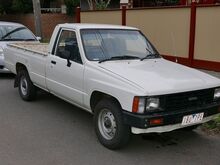 Toyota Hilux/Hiace/VW Taro taga- ja esisild
