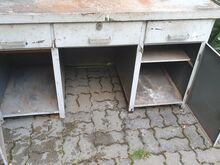 Tugev metallist töölaud / garaažilaud (~100 kg)