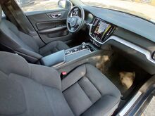 Volvo V60  2022