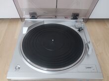 Denon DP-29F Turntable