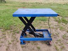 500kg ratastel hüdrauliline käärlaud