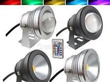 LED RGB prožektor