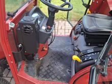 Traktor KIOTI