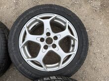 Оригинальные литые диски Ford с летней резиной