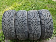 Continenta rehvid l 235/50 R19