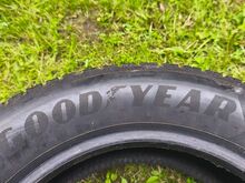 Lamellrehvid 215/60 R16 Michelin, Goodyer.