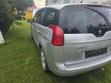 Peugeot 5008 osad