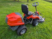 Husqvarna Rider R111B