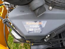 Садовый трактор Cub Cadet Tank SZ