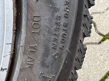 Nokian Hakkapeliitta 4 (205/50/16) + plekkveljed