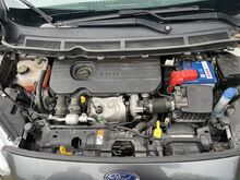 Müüa FORD Tourneo Courier