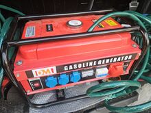 Bensiinigeneraator  2,5 kW