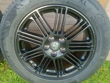 Toyota 18" veljed rehvidega