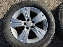 Kia (5x114,3) 17 tolli originaal valuveljed naastu