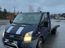 Ford Transit puksiir