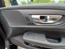 Volvo V60, 2.0, 257kW, AWD, aut.2023a MUDEL