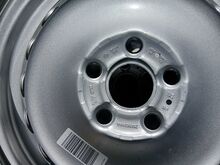 UUED suverehvid 205/75 R16C koos velgedega