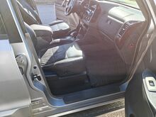 Mitsubishi Pajero 3.2d 118кВт 2003, 7 мест