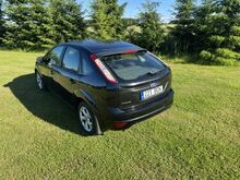 Ford Focus 2011 1,6 74кВт бензин механика