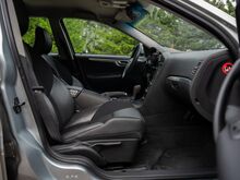 Volvo V70 2.4 D5 120кВт Momentum