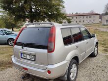 Nissan X -Trail