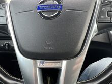 TOODUD HOLLANDIST Volvo V40 R-Design 1.6 D2 84kW