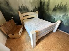 Täispuidust voodi